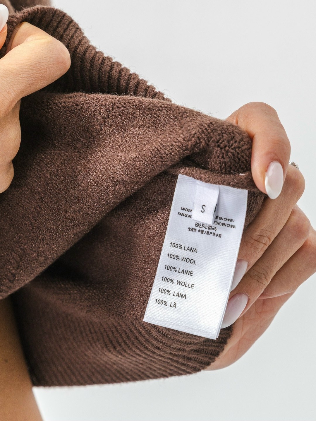 свитер джемпер,джемпер,бежевый джемпер,коричневый свитер,женские джемпера