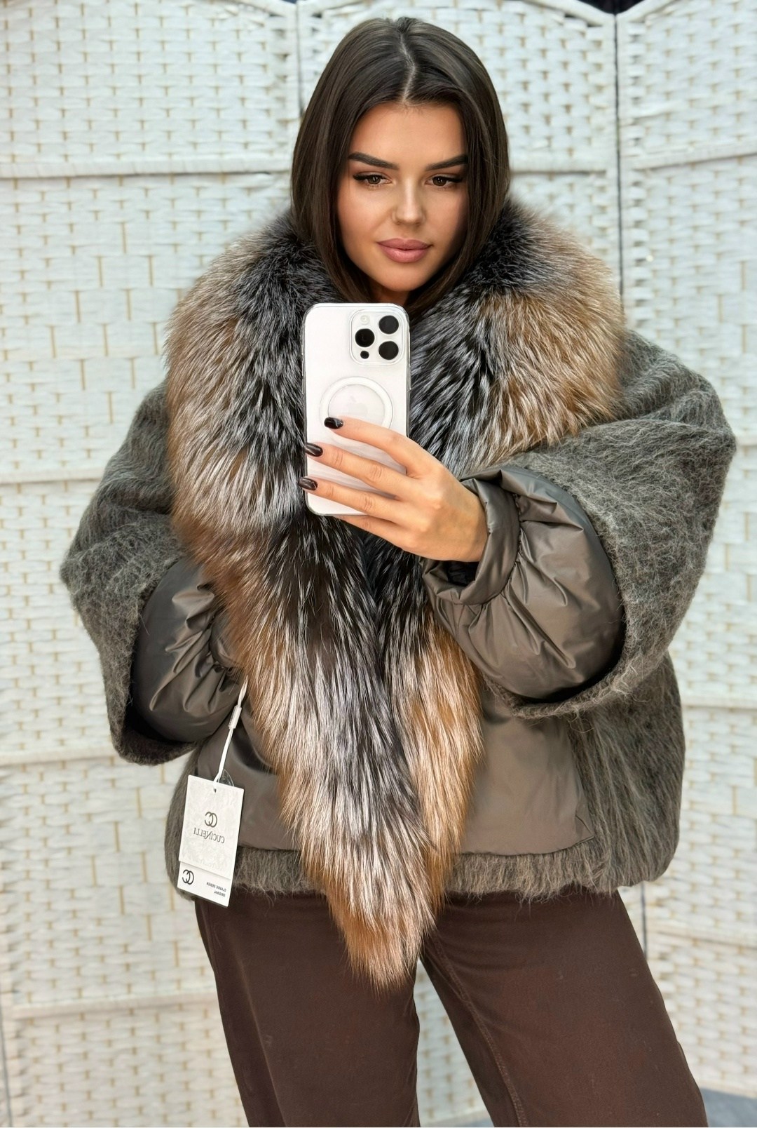 пуховики с мехом,пуховики с натуральным мехом,пуховик женский с натуральным мехом,пуховик женский с мехом,куртка с мехом