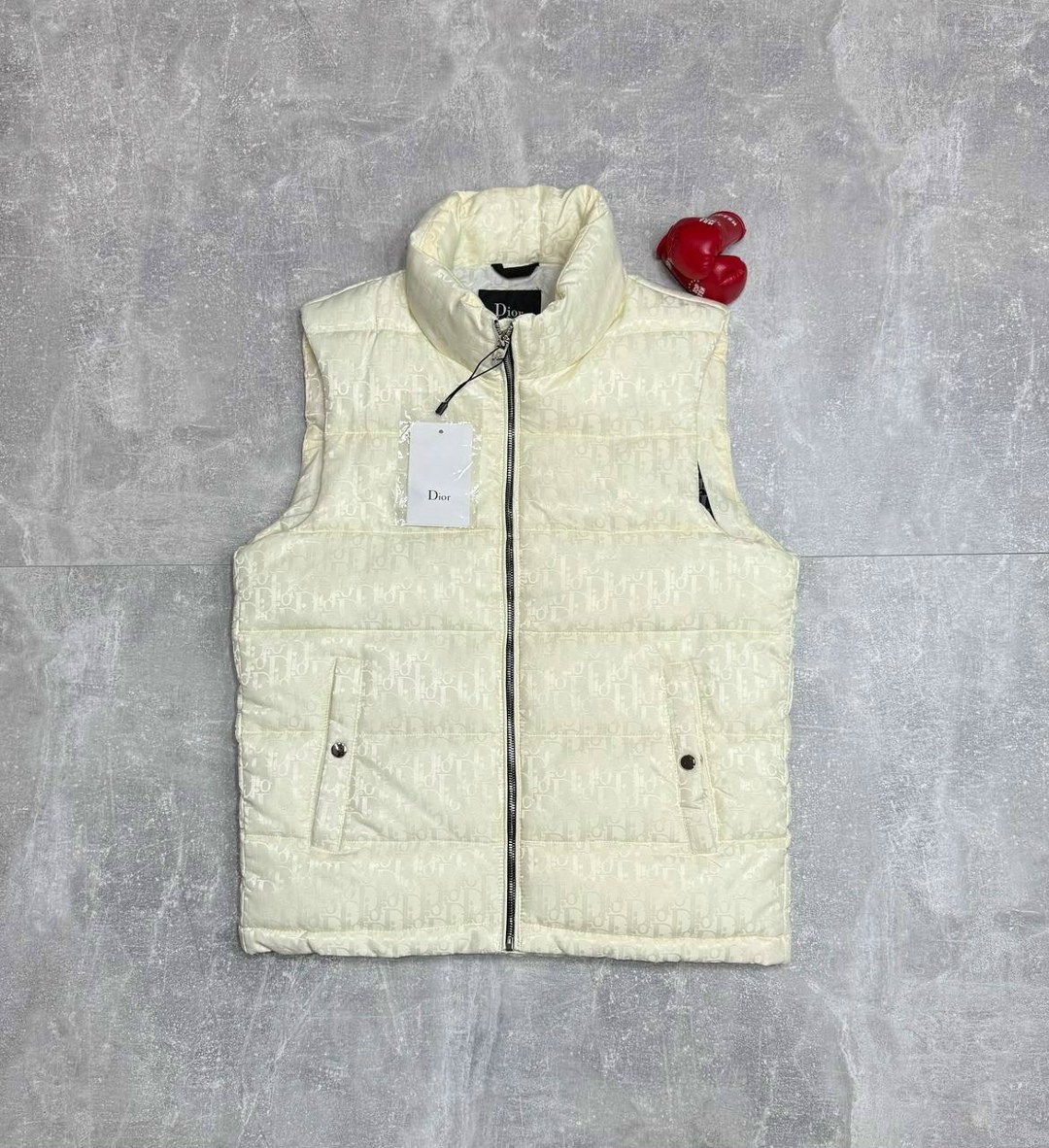 жилетка dior,жилет dior,жилетка диор белая,жилет,жилетка