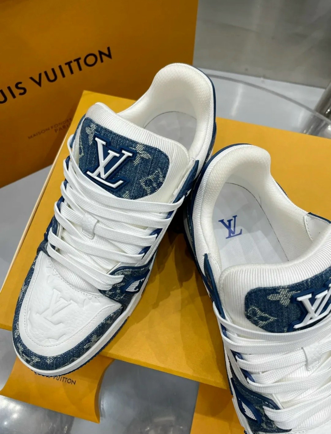 кроссовки louis vuitton trainer,кроссовки louis vuitton,кроссовки louis vuitton мужские,кроссовки женские louis vuitton,луи виттон кроссовки