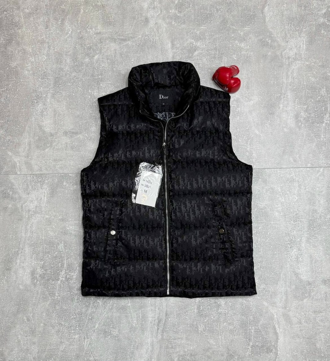 жилетка dior,жилет dior,жилетка диор белая,жилет,жилетка