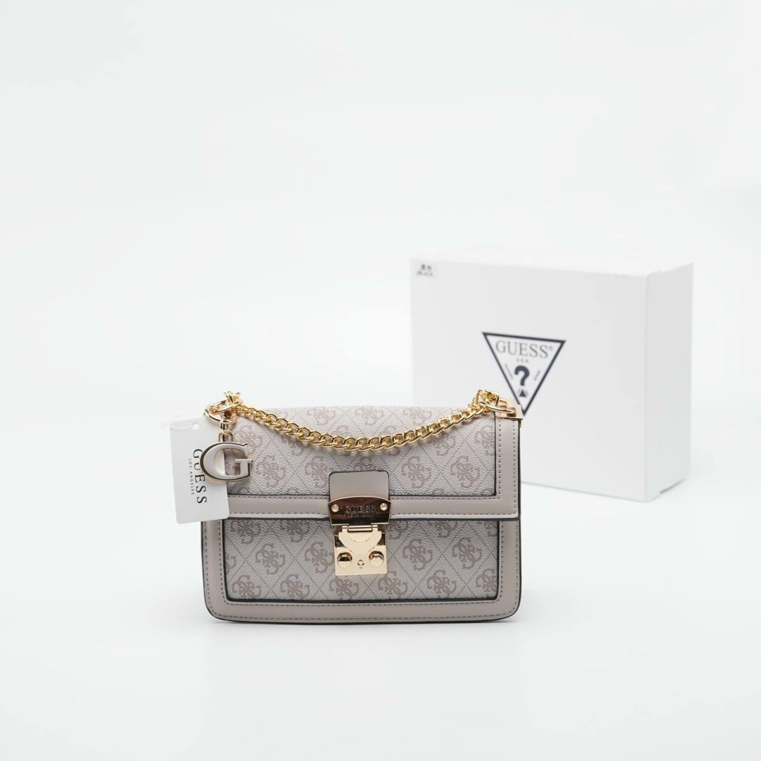 guess сумка,сумка guess женская,сумка через плечо guess,guess сумка на плечо,guess сумка кросс боди