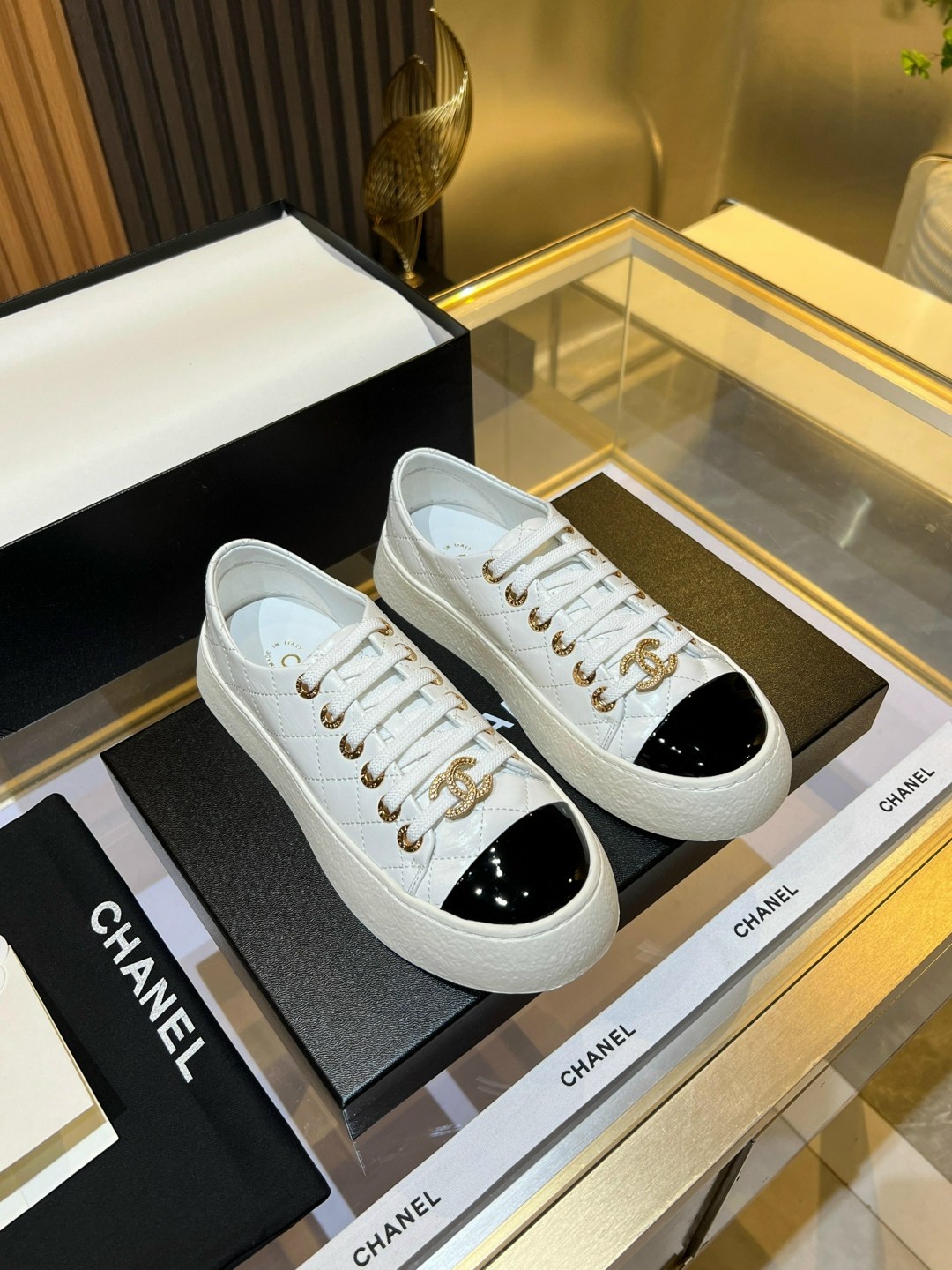 ,кеды chanel,кеды шанель женские,кеды шанель,женские кроссовки chanel