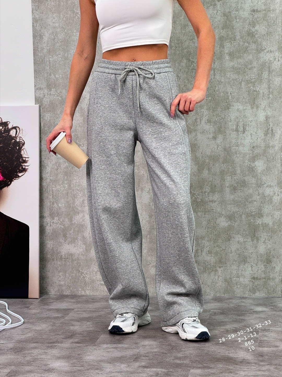 спортивные брюки,брюки в спортивном стиле,брюки палаццо и карго,широкие брюки,спортивные брюки широкие