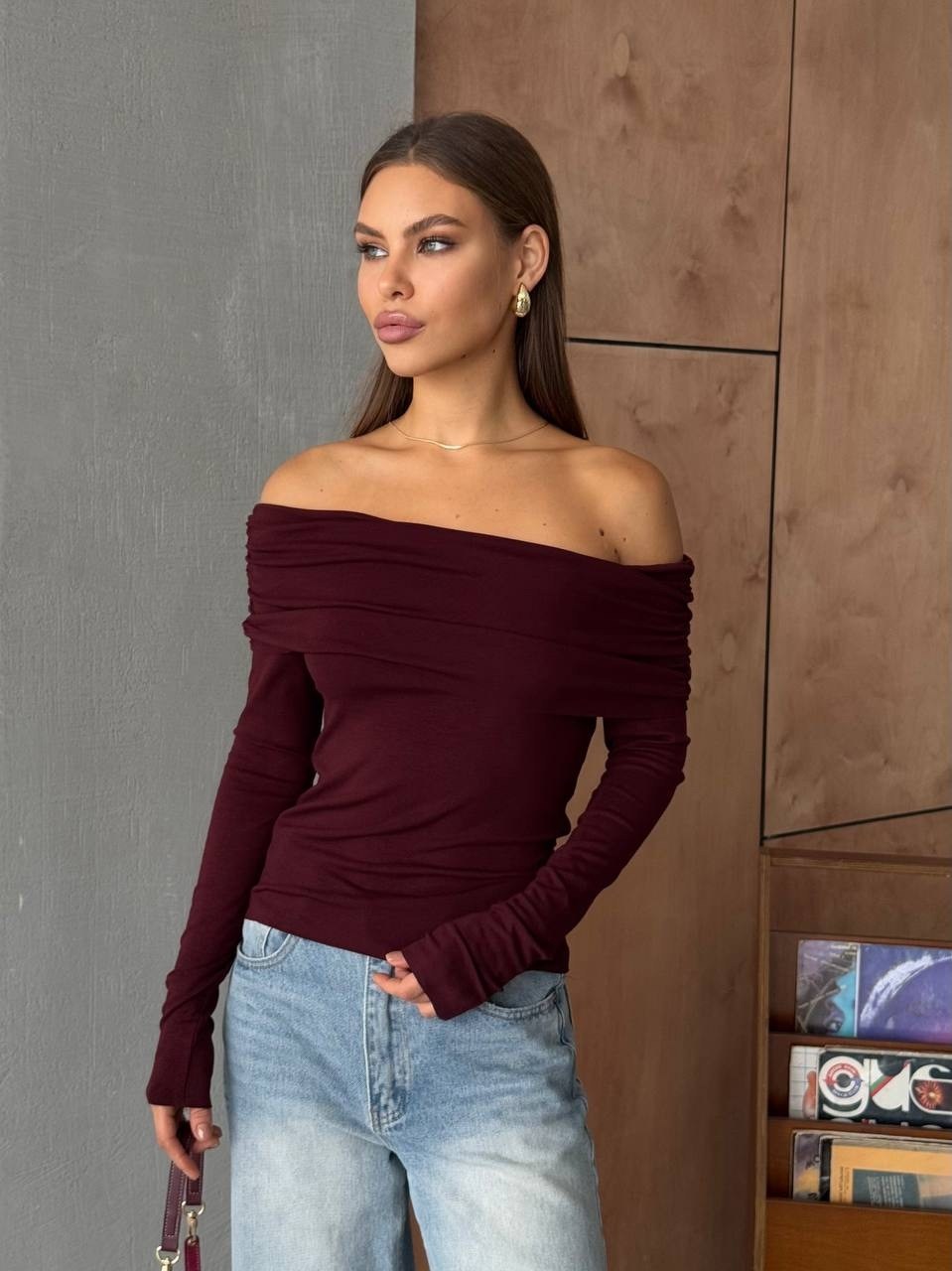кофта женская,стильная кофта,кофта с открытыми плечами,тонкая кофта