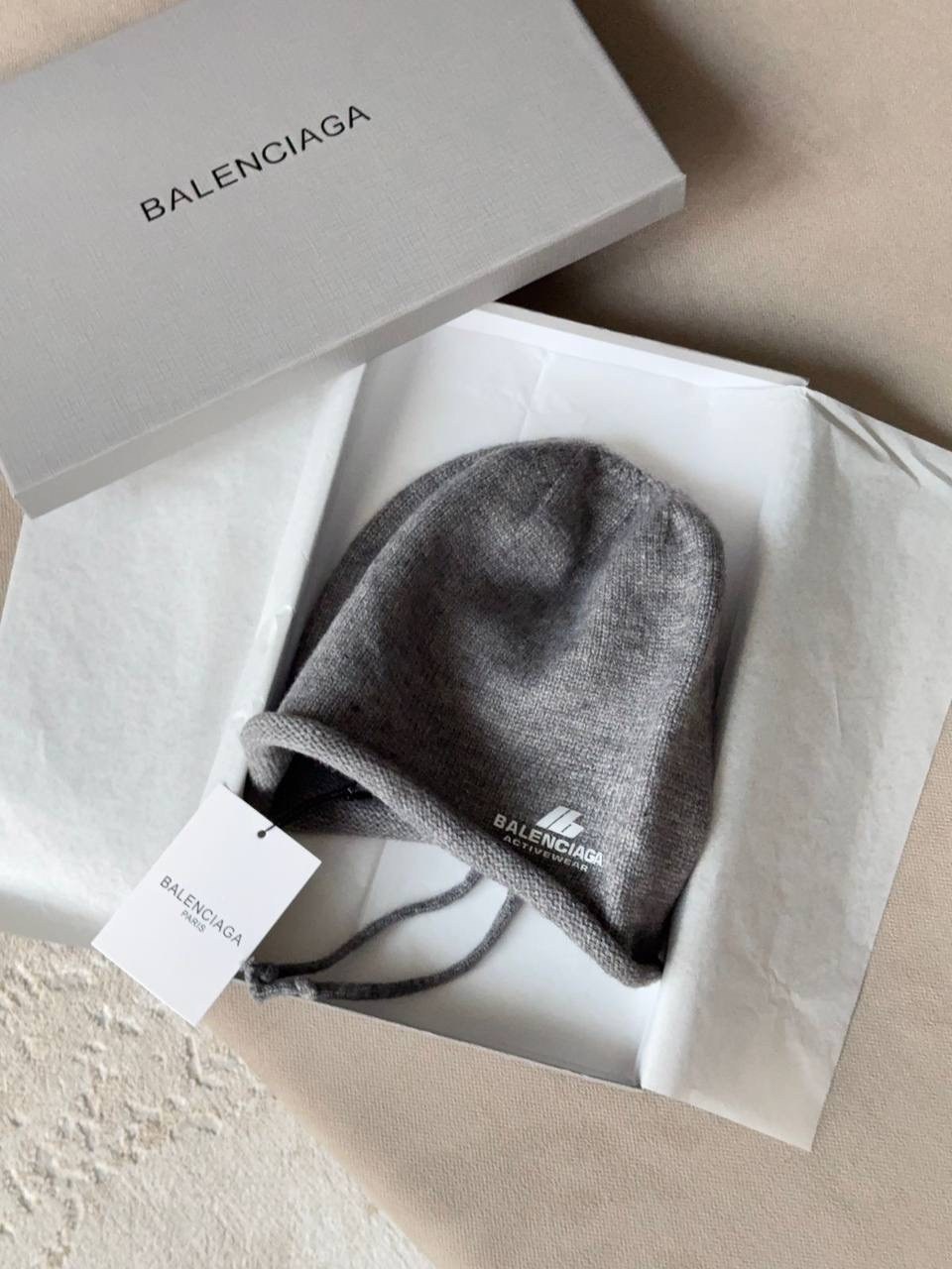 шапка balenciaga,шапка,брендовые шапки,шапка баленсиага женские,шапка модная