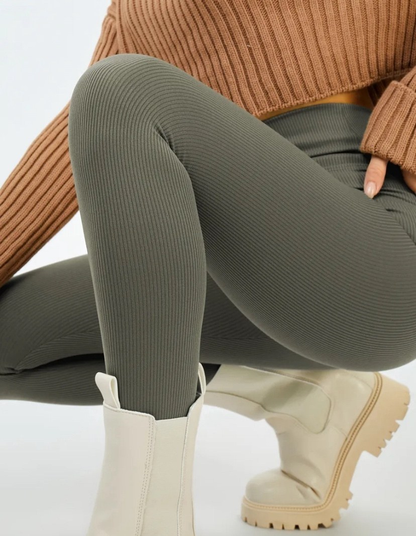 лосины женские в рубчик,лосины рубчик,легинсы в рубчик бесшовные женские,серые легинсы в рубчик,лосины трикотажные