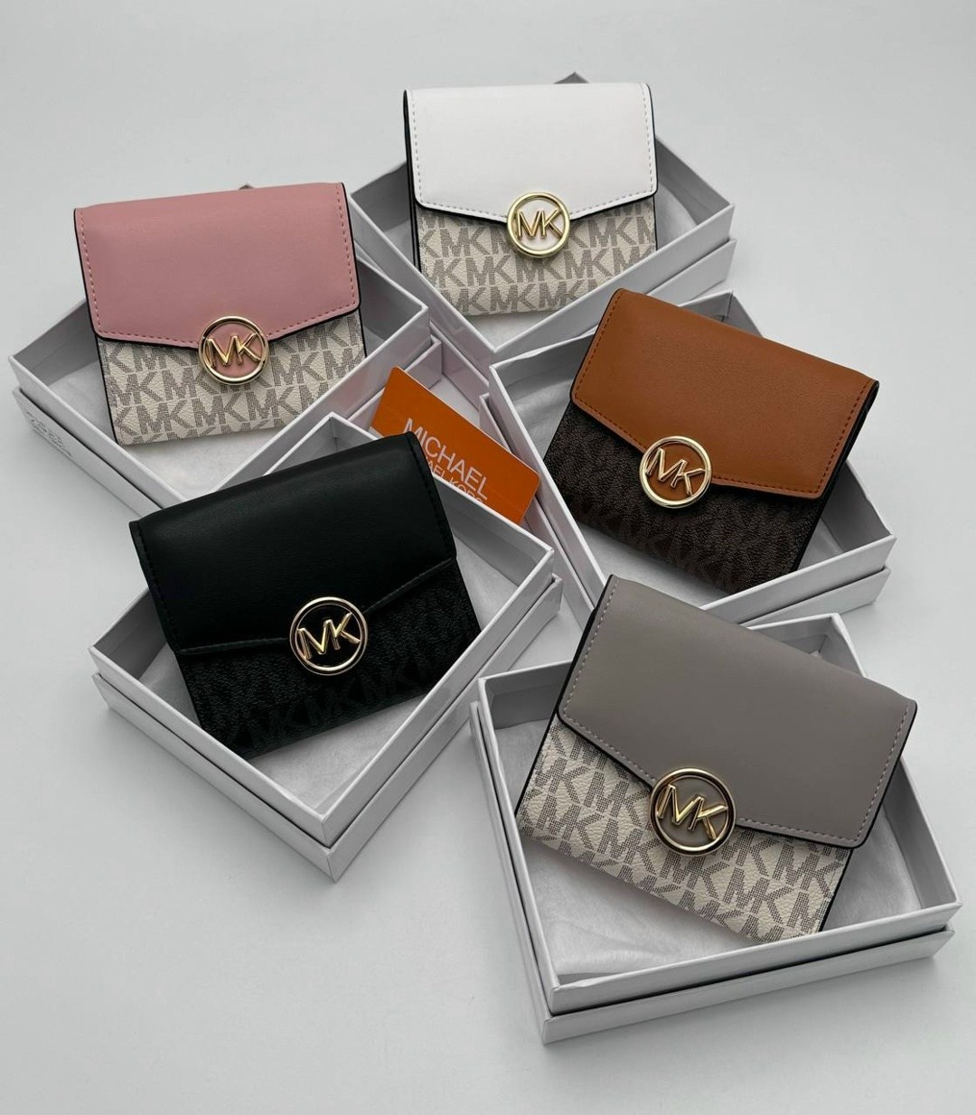 брендовый кошелек michael kors,michael kors кошелек,кошелек женский,стильный женский кошелек,брендовый кошелек