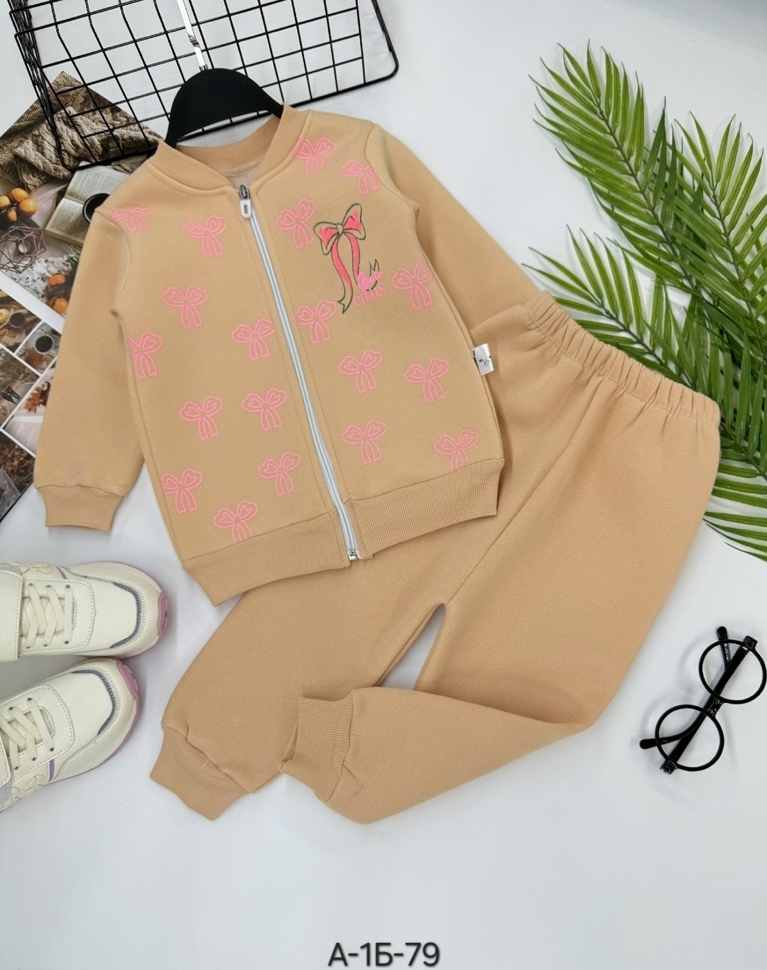 трикотажные костюмы,комплект костюм,костюмы детские,костюм на флисе,костюмы спортивные для девочки