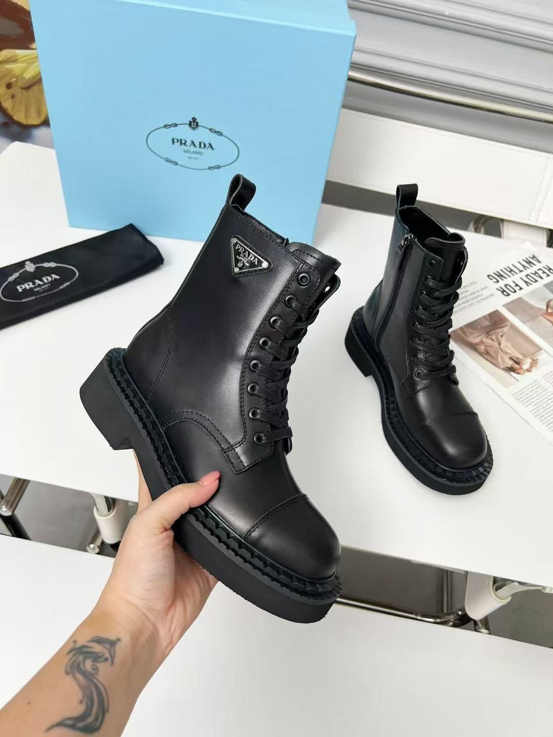 ботинки prada,,ботинки прада,ботинки женские,кожаные ботинки prada