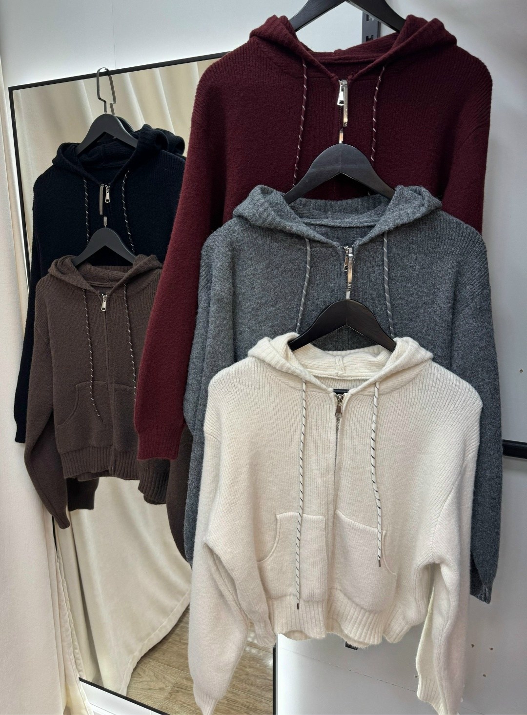 толстовки женская,кофта женская,кофта с капюшоном,толстовки свитшот,худи укороченная