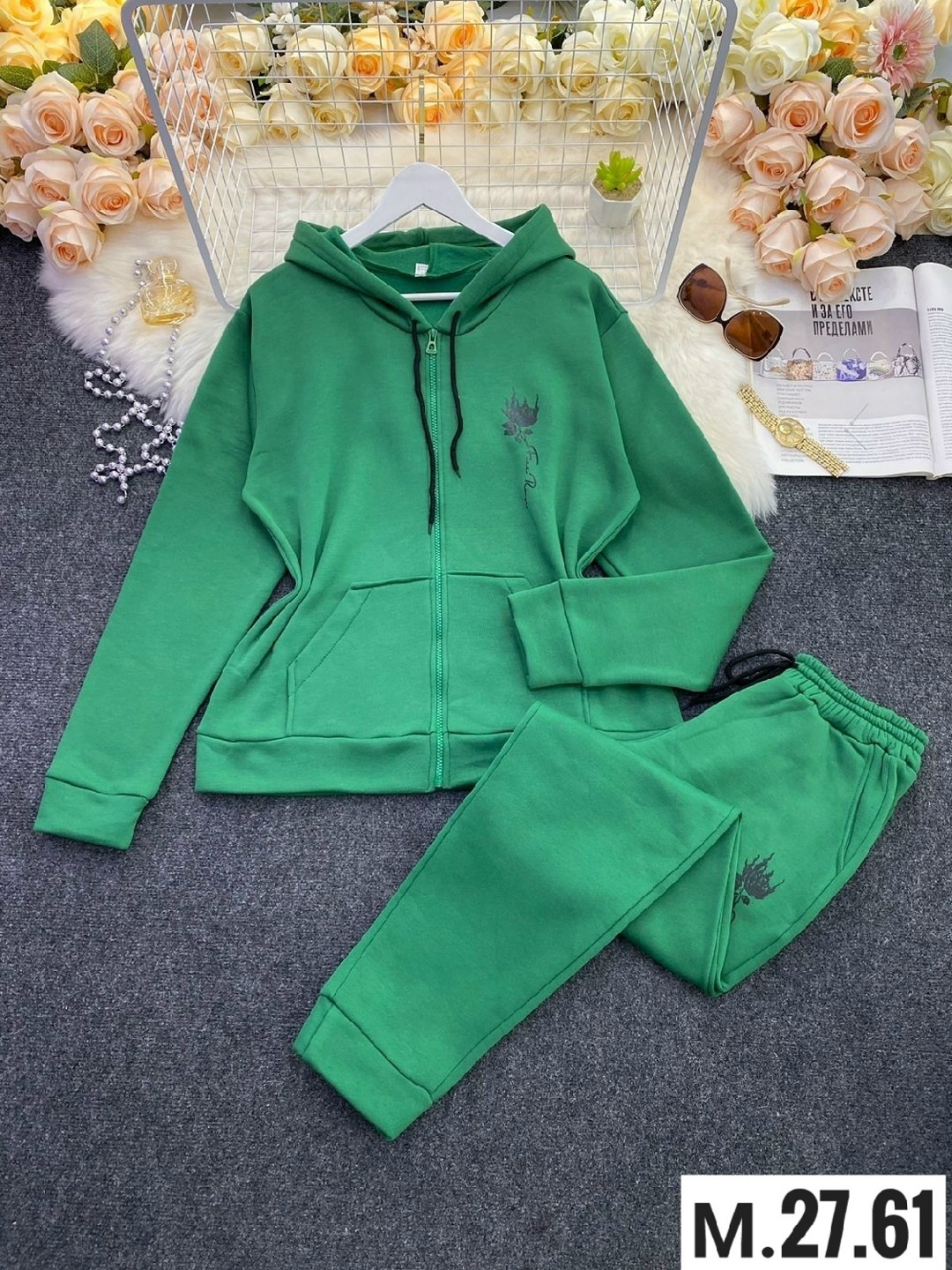 костюм женский на флисе,костюм на флисе,спортивные костюмы на флисе,женские спортивные костюмы,спортивные костюм