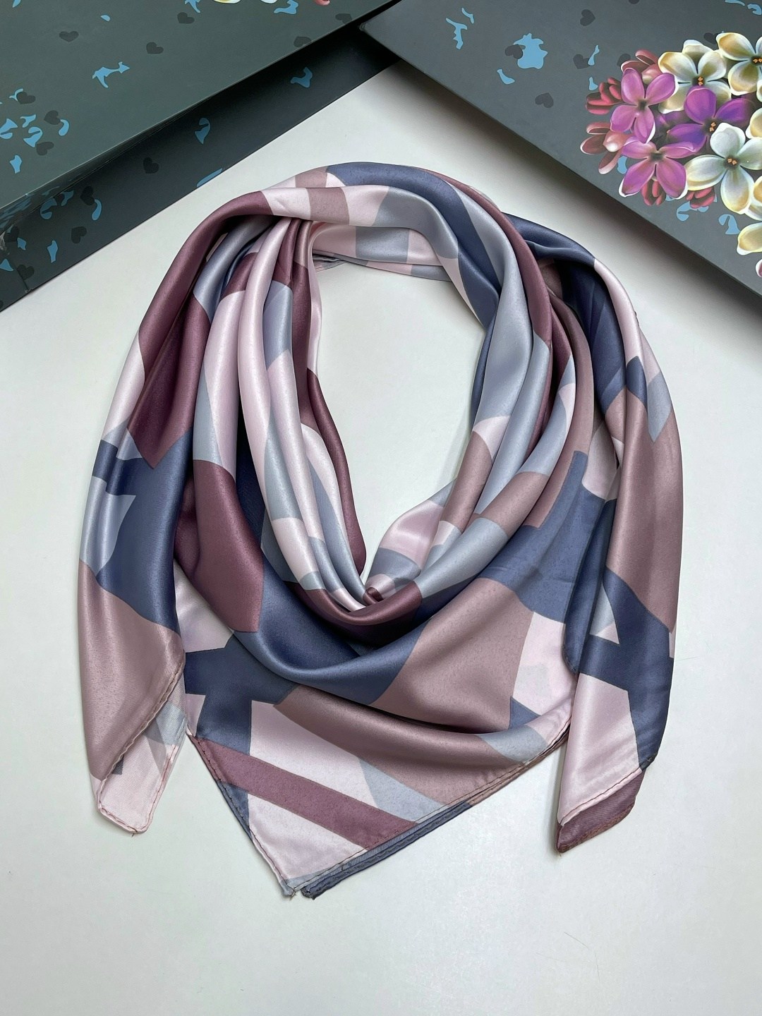 шелковые платки,платки шарф,платки тонки,платки женские,платок шелковый женский