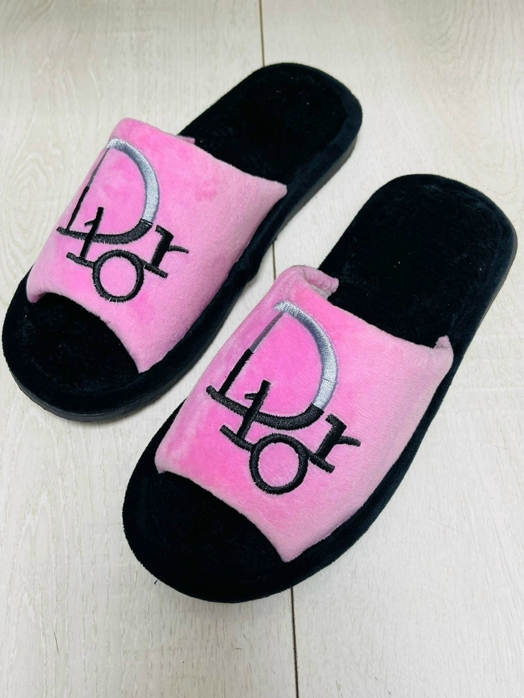 тапочки домашние женские,тапки женские,тапочки домашние,женские тапочки,модные тапочки