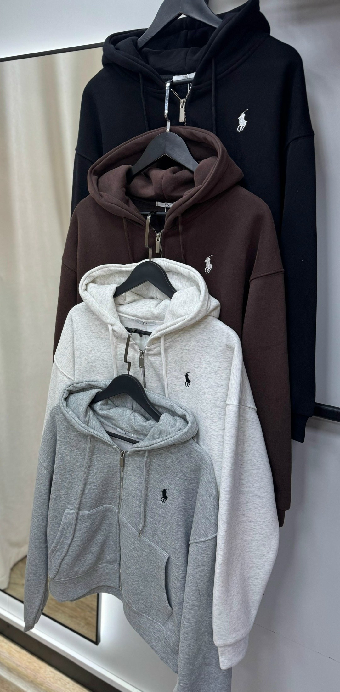 спортивные костюм,женские спортивные костюмы,толстовки женская,толстовки худи,толстовка с капюшоном