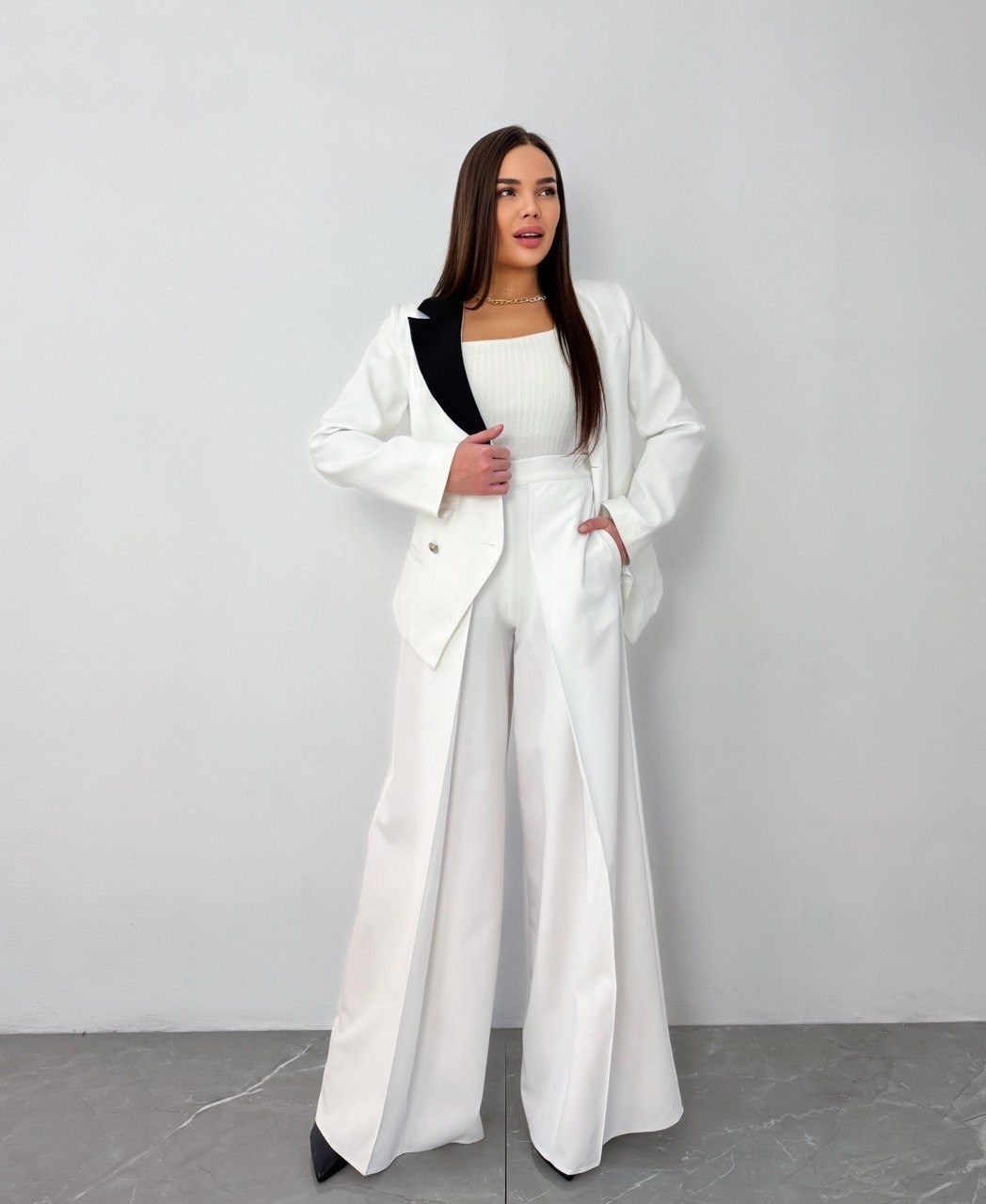 костюмы женские брючные,женские костюмы,костюмы двойки,костюм брючный белый,костюмы комплекты