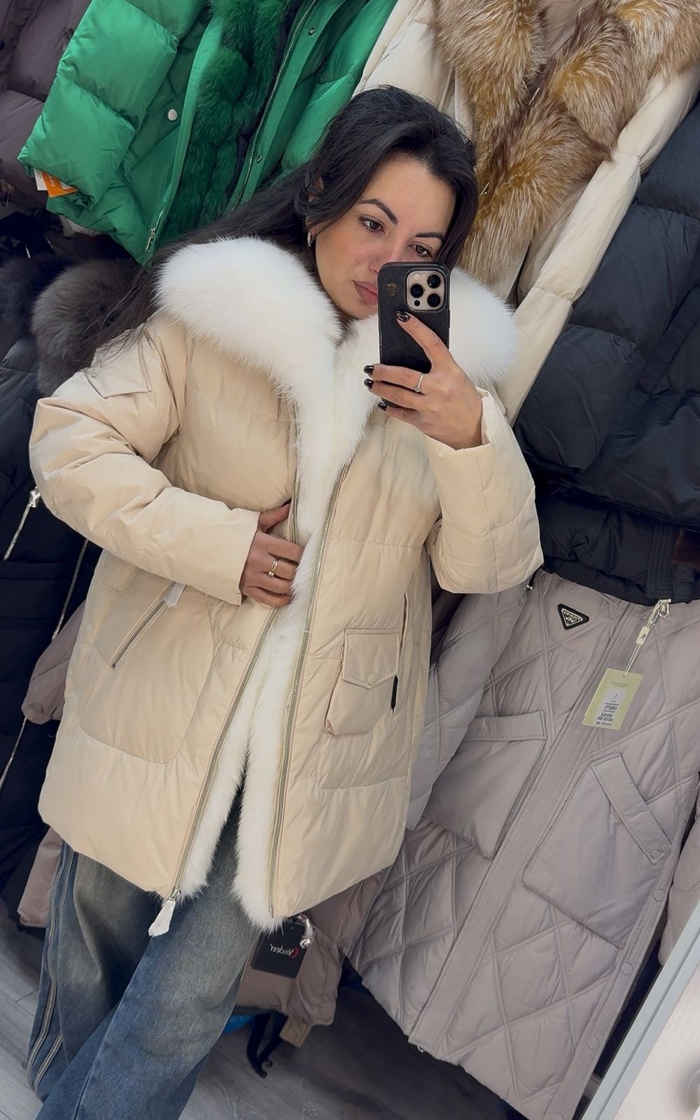 пуховики с натуральным мехом,пуховики с мехом,стильные пуховики,модные пуховики,зимние куртки