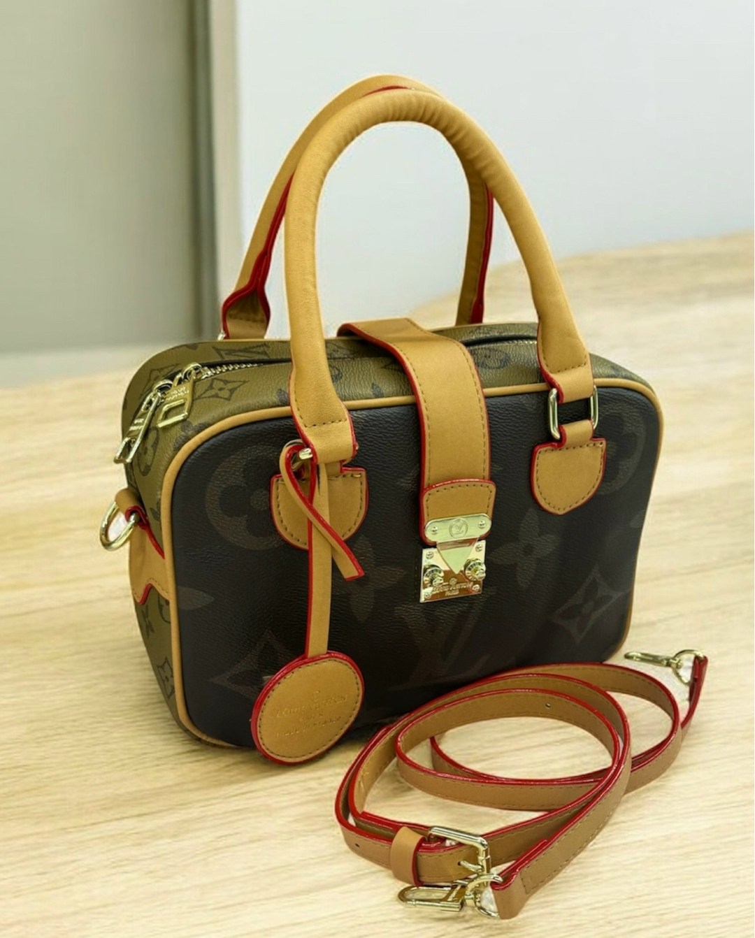 сумка dior,сумка женская dior,сумка диор через плечо оригинал,сумка,dior сумка на плечо