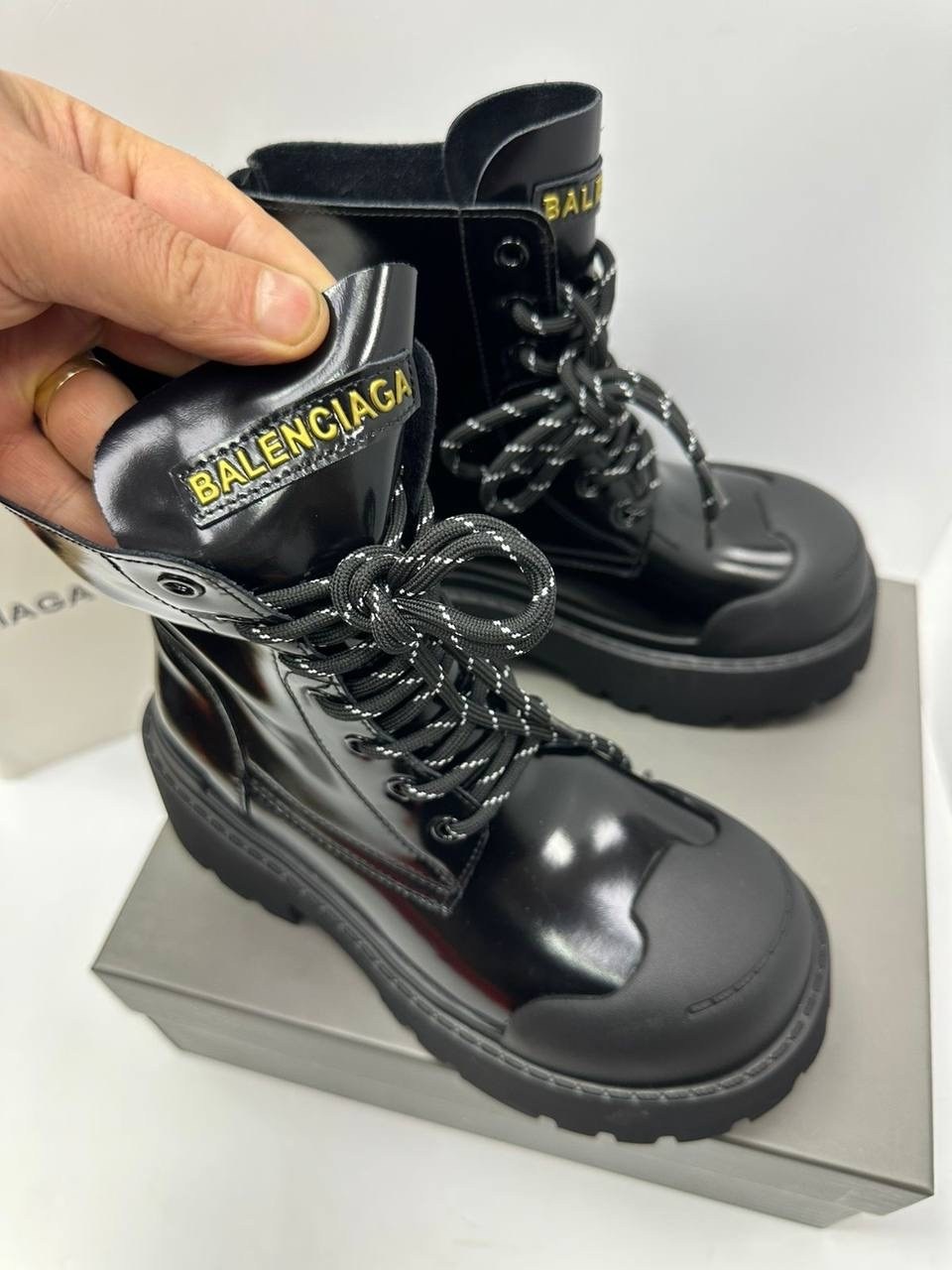 ,женские ботинки,ботинки кристиан диор женские,ботинки,ботинки balenciaga