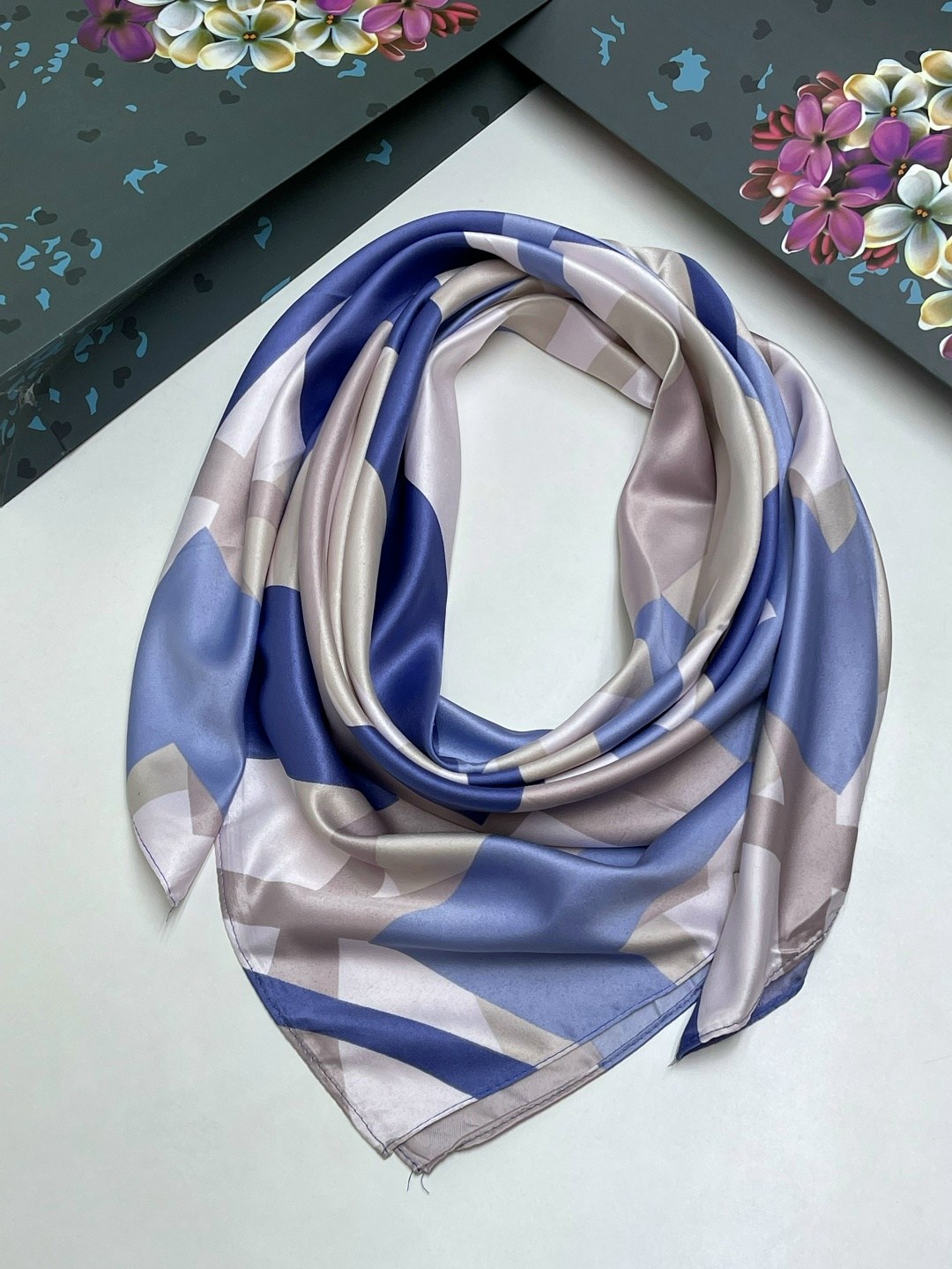 шелковые платки,платки шарф,платки тонки,платки женские,платок шелковый женский