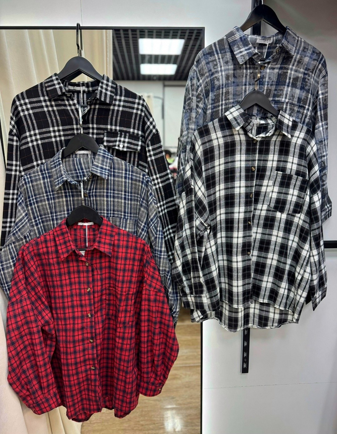 рубашка в клетку женская,женская рубашка в клетку оверсайз,рубашка клетка,рубашка в клетку свободного кроя,рубашка в клетку оверсайз удлиненная