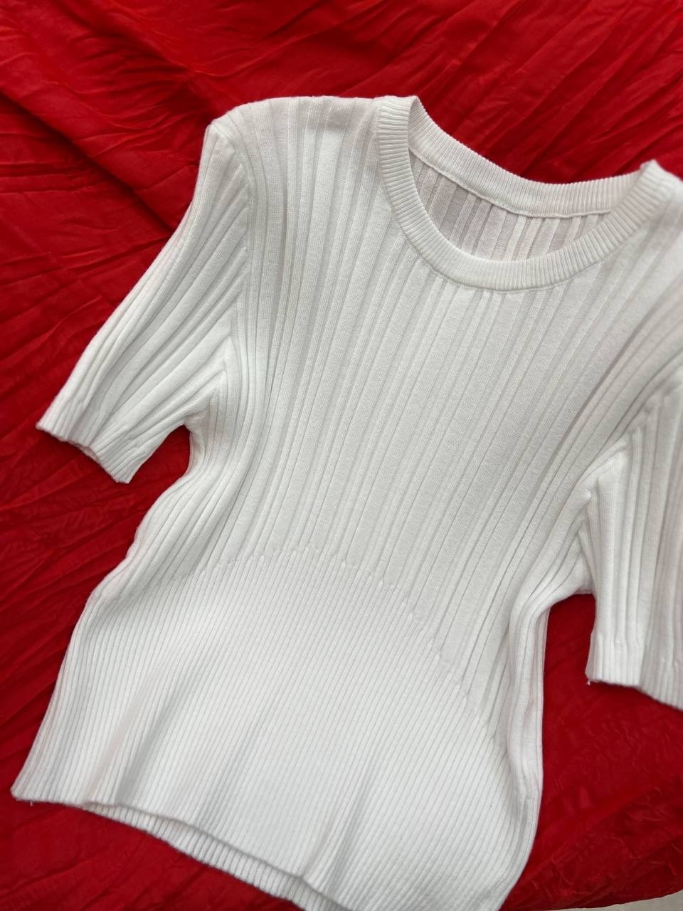 трикотажный джемпер,трикотажный свитер,джемпера женские,вязаная футболка,женские свитера