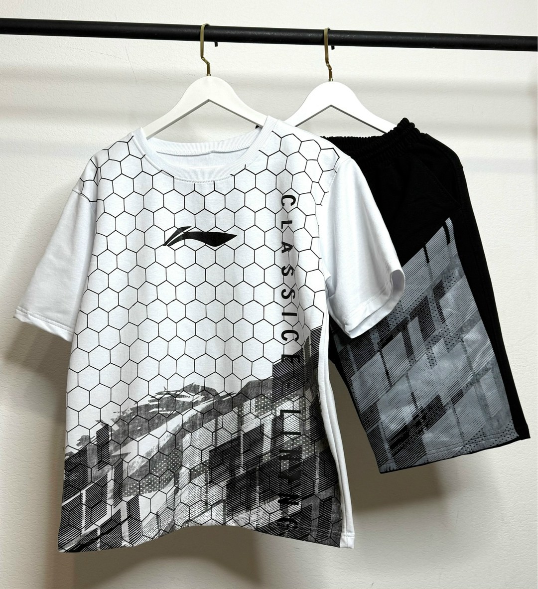 футбольная форма mosmade,костюм летний спортивный с футболкой и шортами,спортивные костюм,