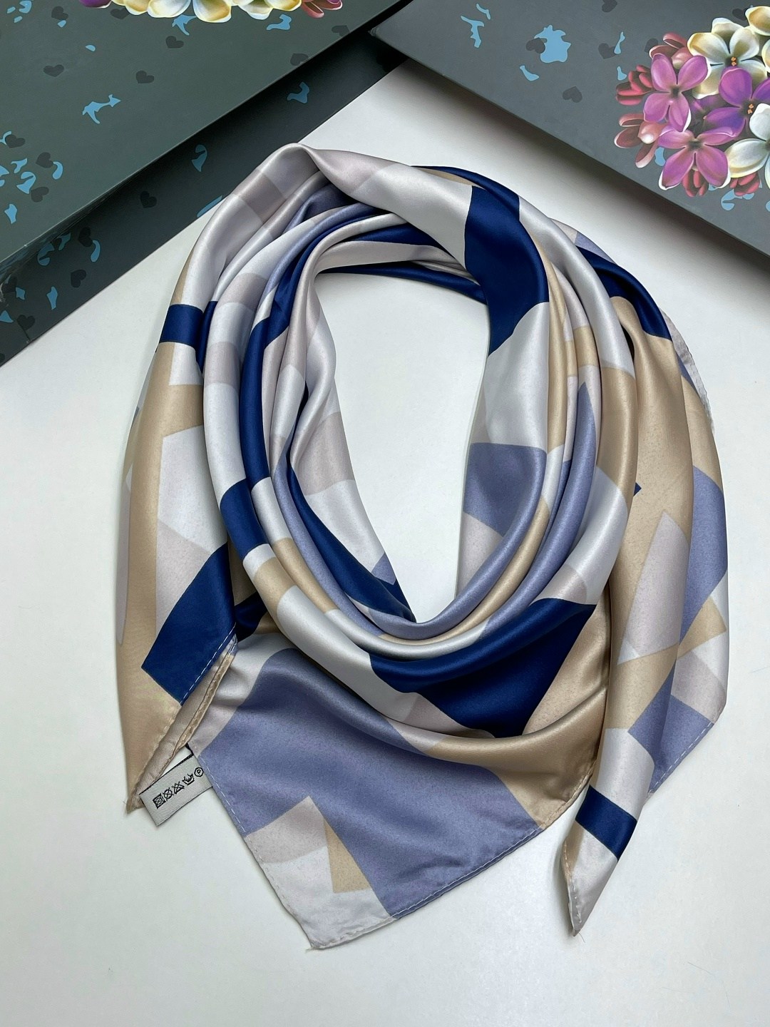 шелковые платки,платки шарф,платки тонки,платки женские,платок шелковый женский