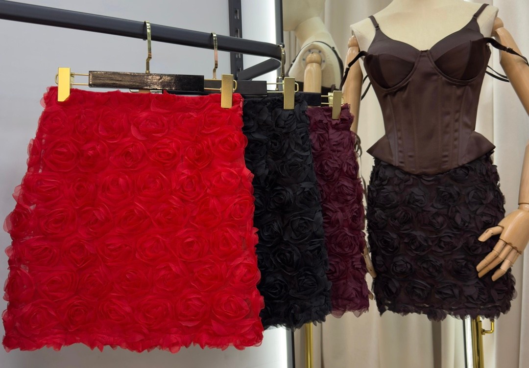 юбки женские,блузка с оборками,пиджак с юбкой,шикарная одежда