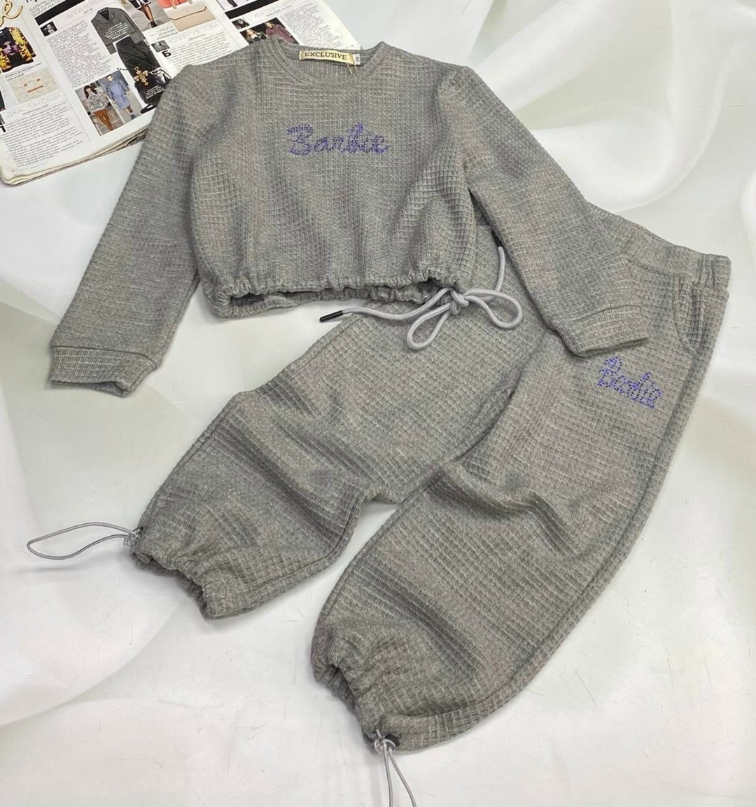 стильный детский костюм,костюм бежевый,одежда комплект,костюмчик,костюм молочный