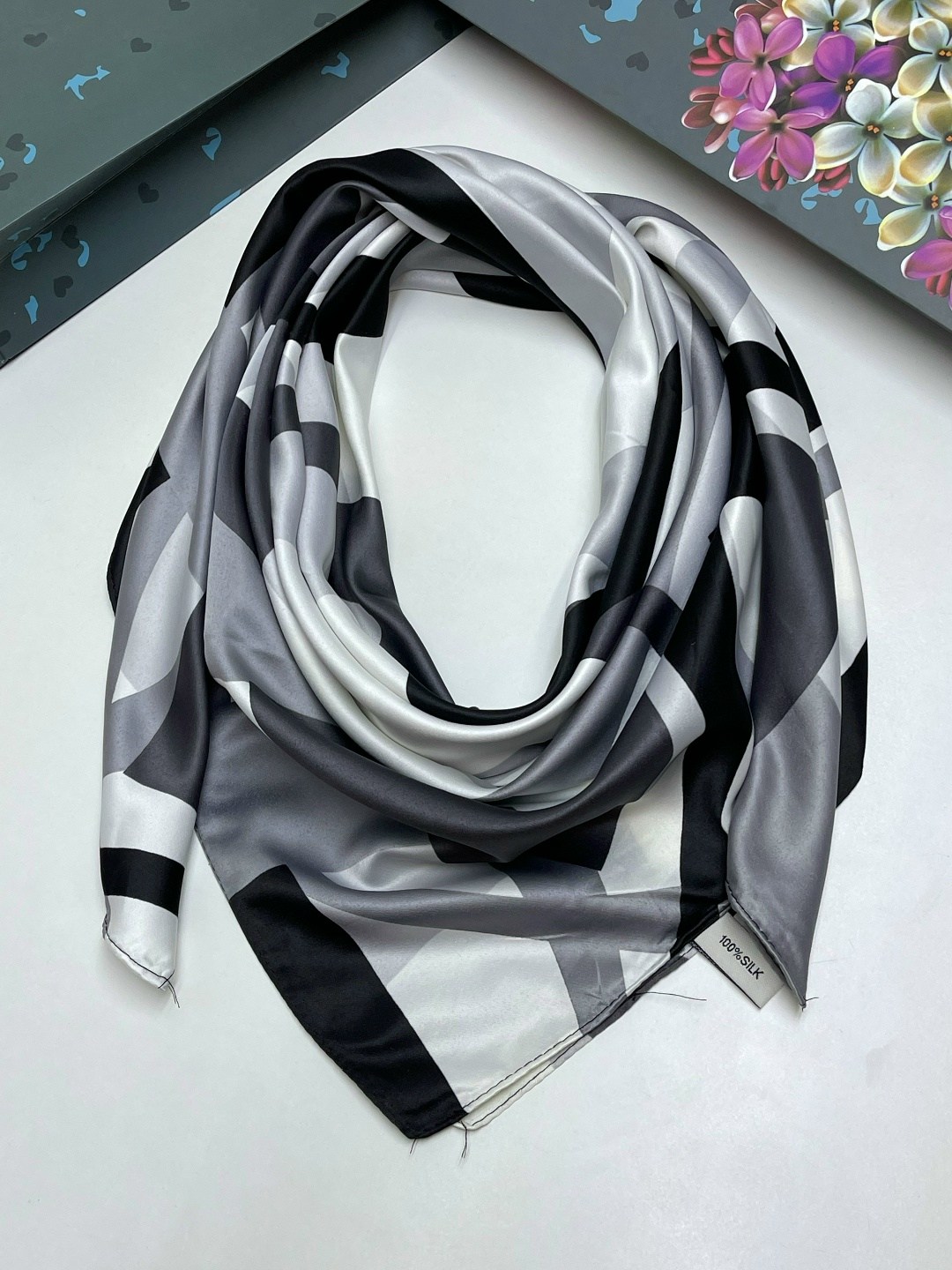 шелковые платки,платки шарф,платки тонки,платки женские,платок шелковый женский