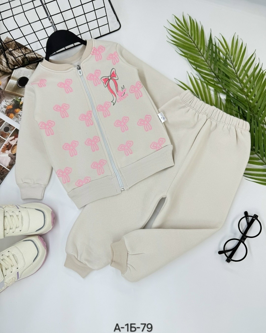 трикотажные костюмы,комплект костюм,костюмы детские,костюм на флисе,костюмы спортивные для девочки