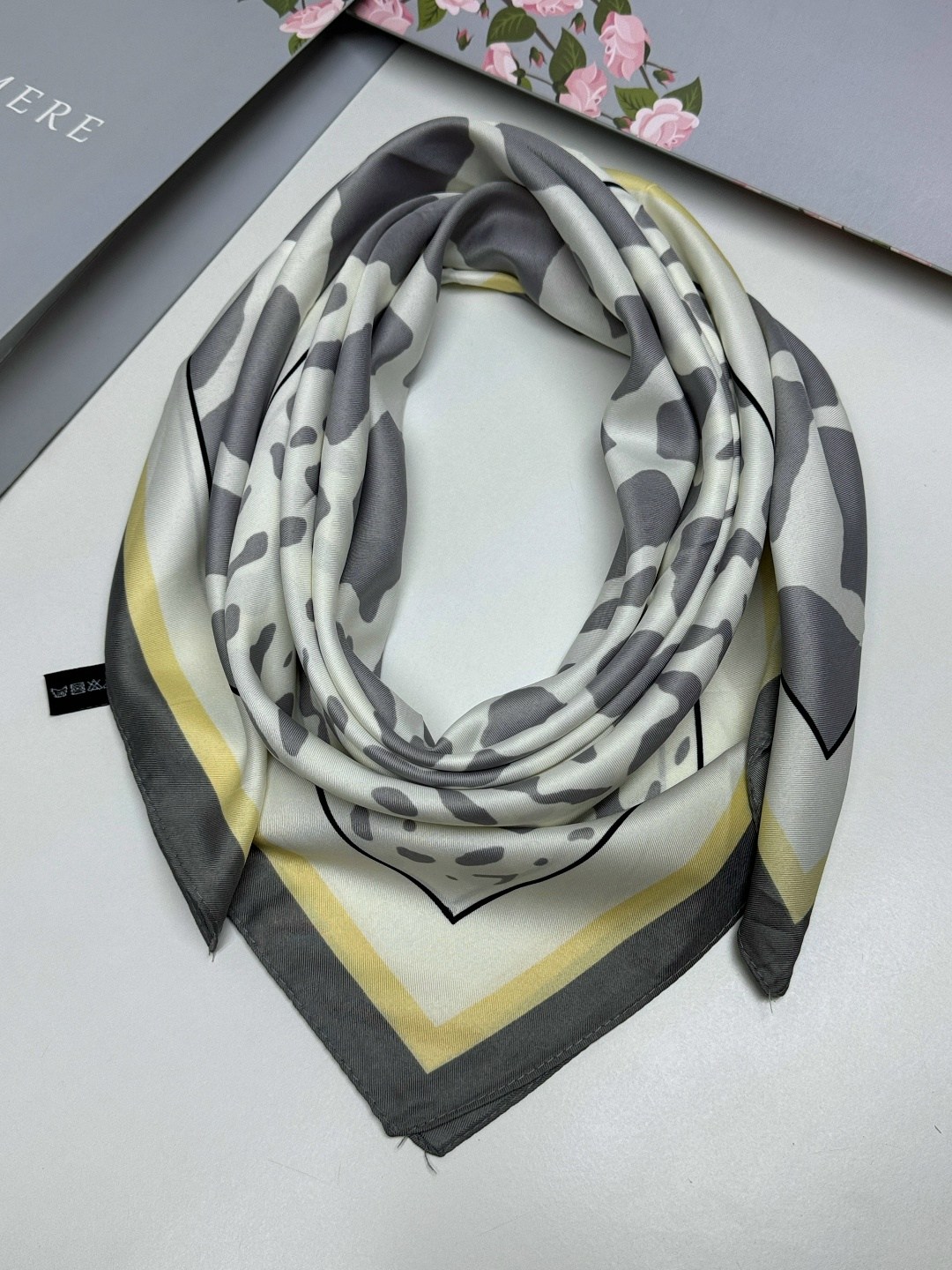 платки шелковые,платки палантины женские,платок шелковый женский,шарфы платки,платки женские