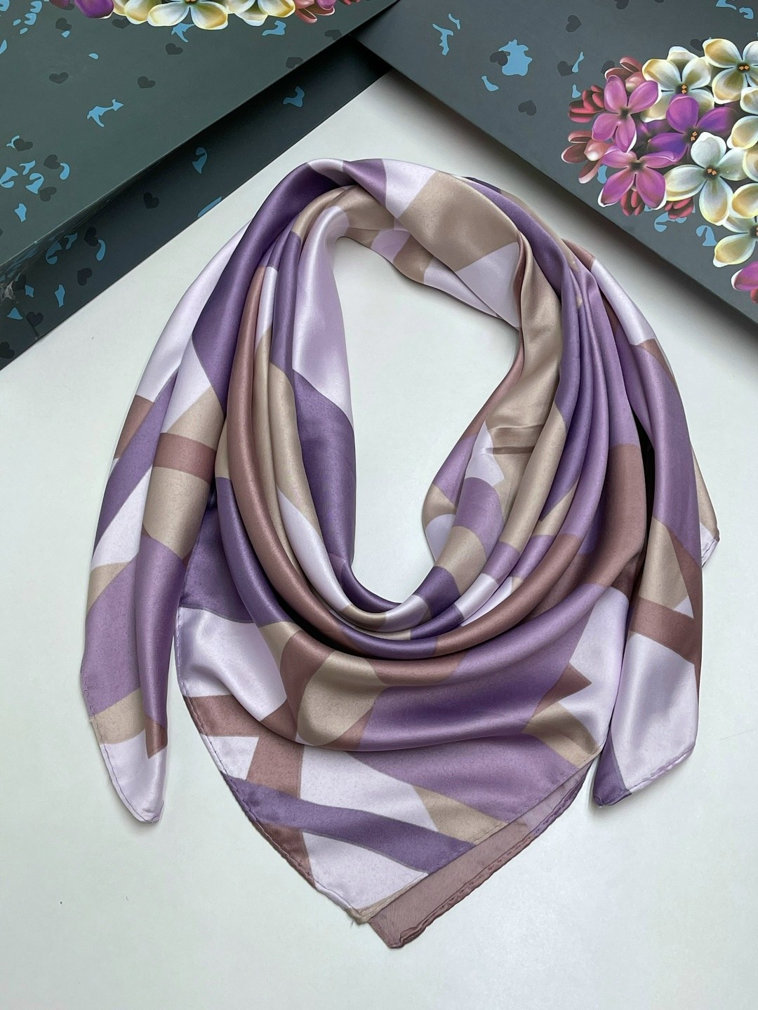 шелковые платки,платки шарф,платки тонки,платки женские,платок шелковый женский