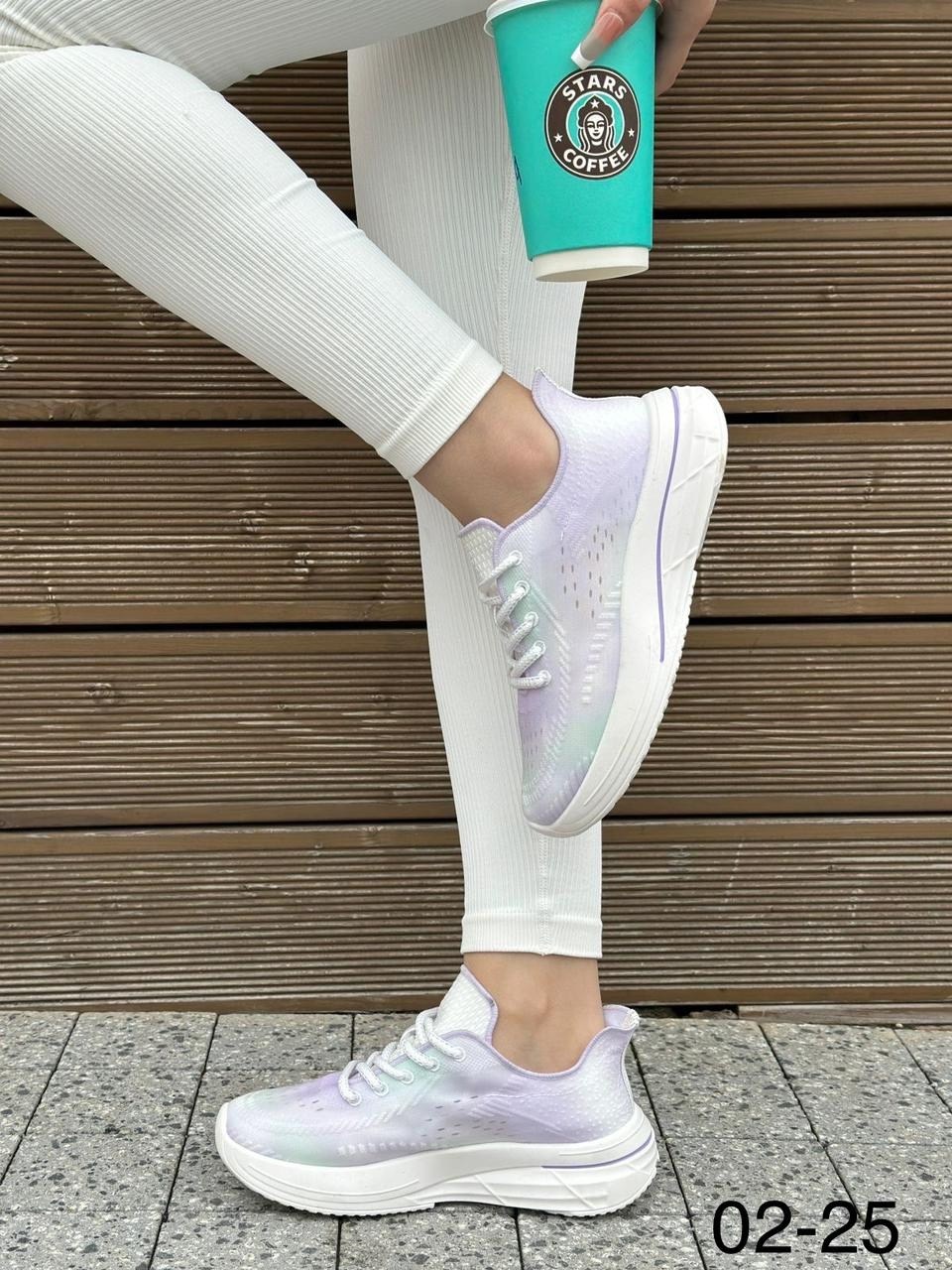 женские кроссовки,кроссовки,кроссовки для женщин,кроссовки модные,спортивная