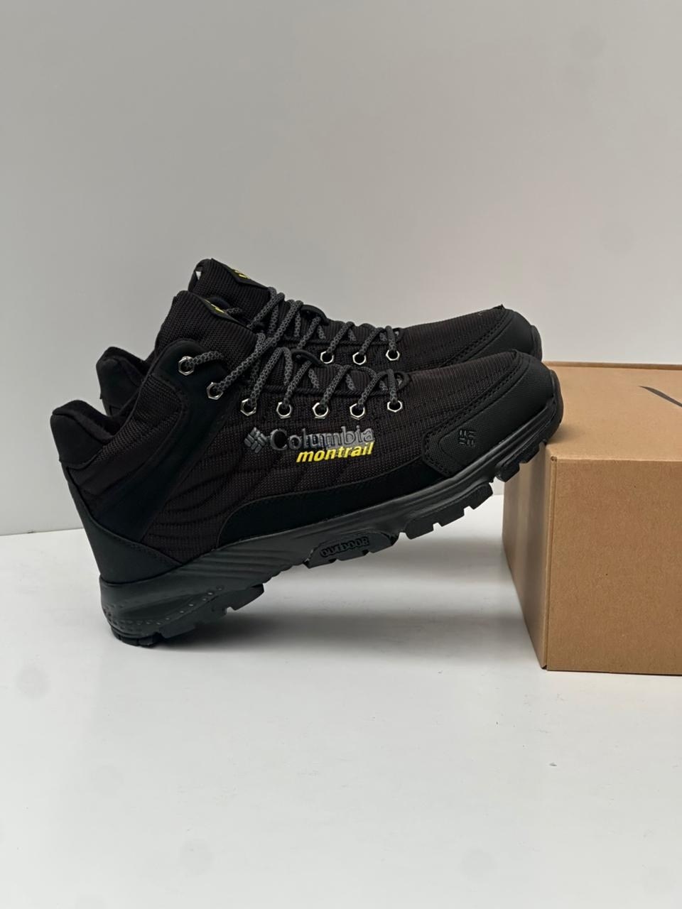 ,зимняя ,ботинки катерпиллер ватерпруф,зимние кроссовки,мужские ботинки