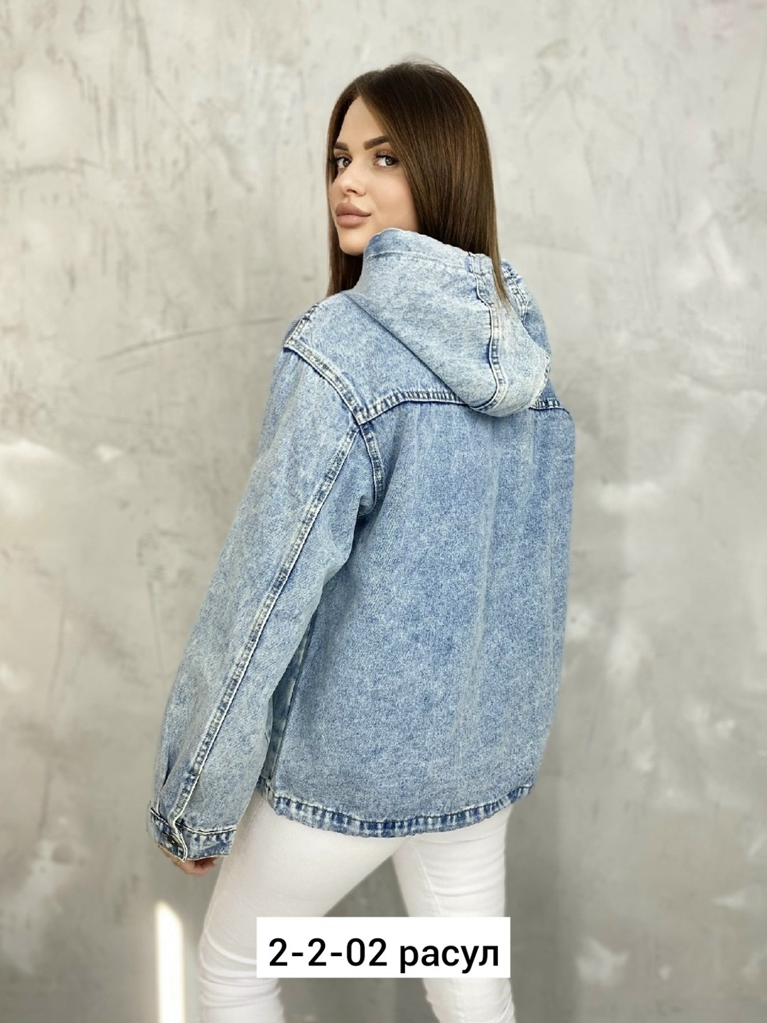 куртка джинсовая,джинсовая женская куртка,женская джинсовая куртка с капюшоном,модные джинсовые куртки,куртка джинсовка женская
