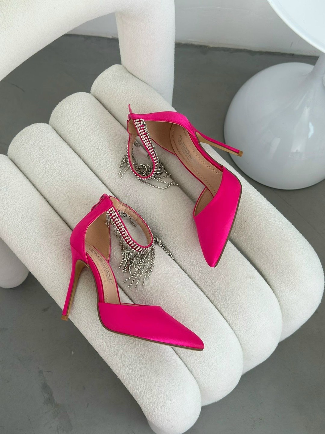 туфли лодочки женские,женские свадебные туфли,туфли эко,каблуки туфли,туфли лодочки маноло бланик