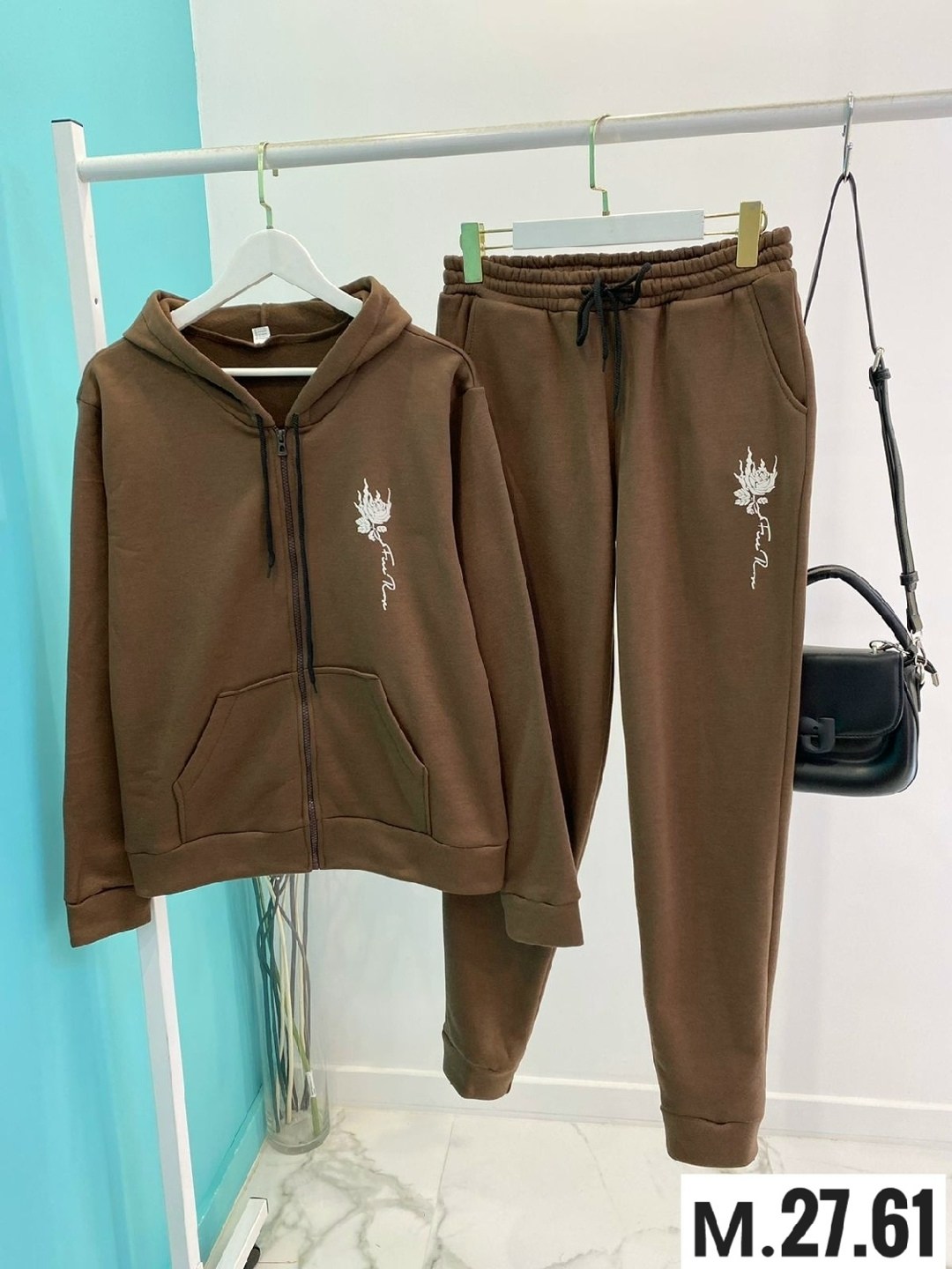 костюм женский на флисе,костюм на флисе,спортивные костюмы на флисе,женские спортивные костюмы,спортивные костюм