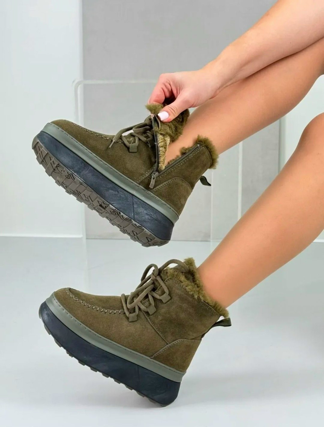 ,зимняя женская ,ботинки женские,женские угги,женская