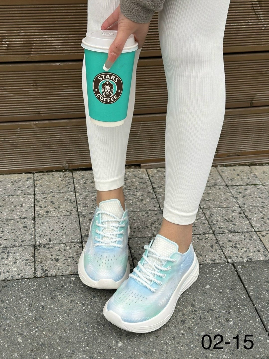 женские кроссовки,кроссовки,кроссовки для женщин,кроссовки модные,спортивная