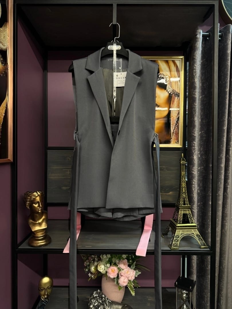 костюм двойка женская,модные костюмы,летние костюмы женские,женский костюм с шортами,женские костюмы