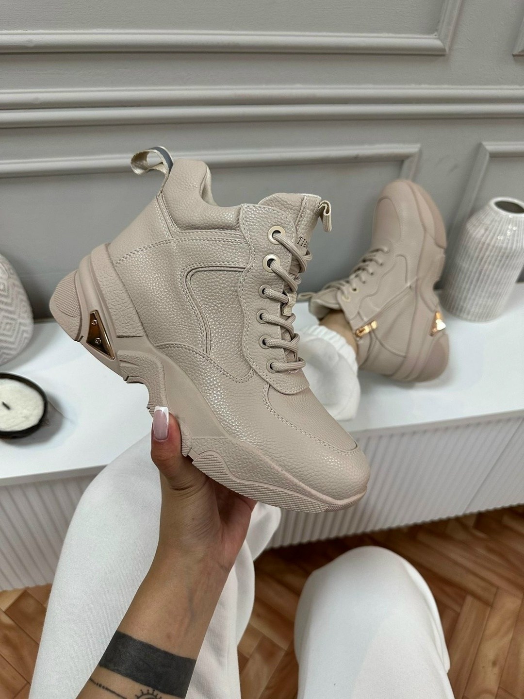 ,бежевые ботинки, зимняя, женская зимняя,кроссовки бежевые