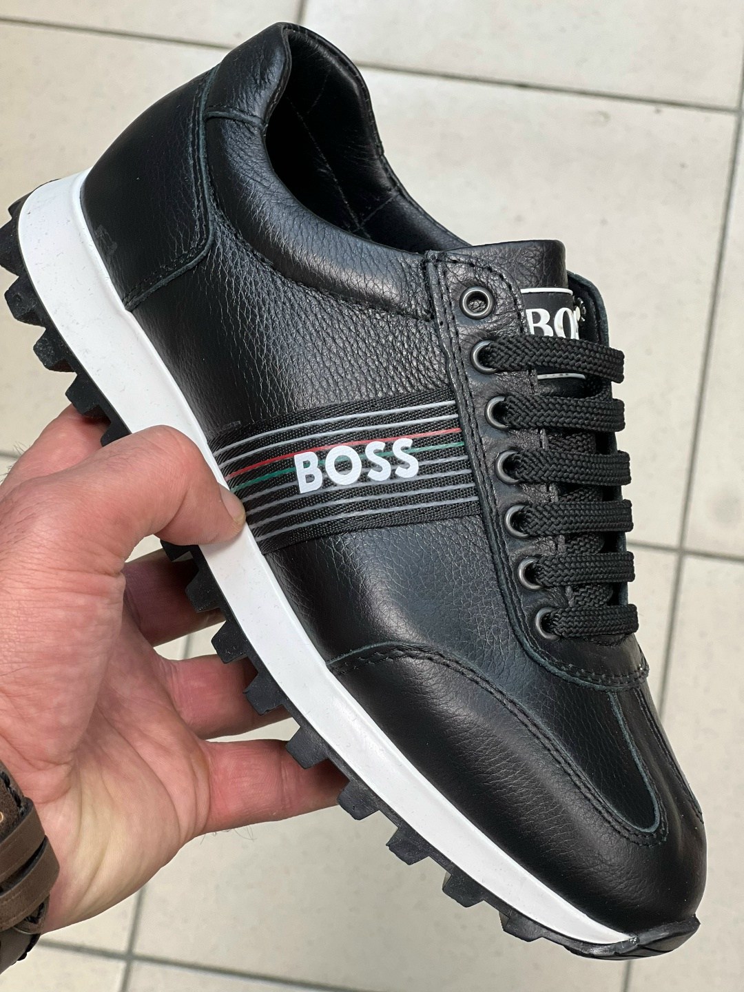 кроссовки мужские кожаные,кроссовки мужские из натуральной кожи,кроссовки мужские натуральная кожа,мужские кроссовки,кожаные кроссовки