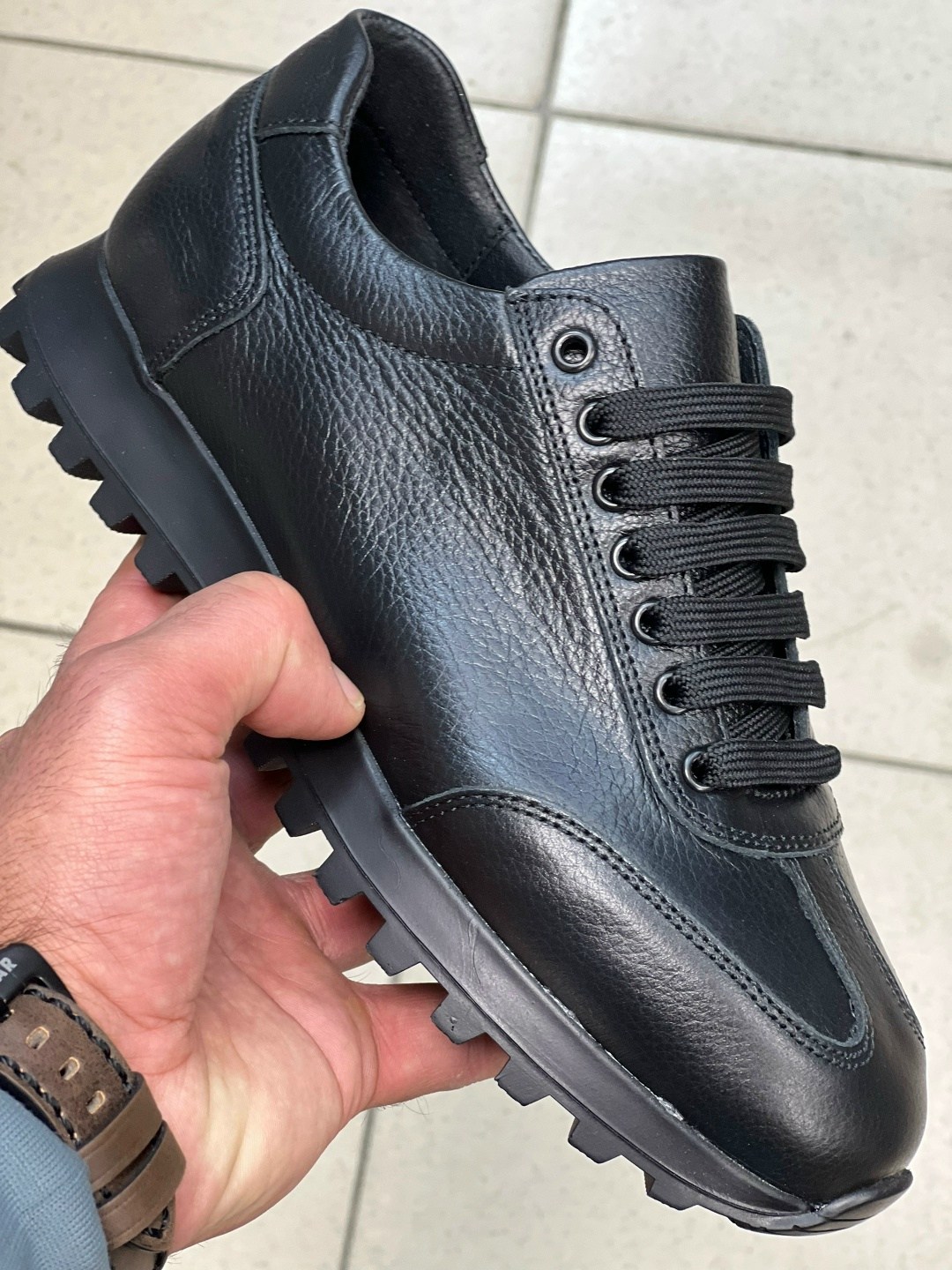 кроссовки мужские кожаные,кроссовки мужские из натуральной кожи,кроссовки мужские натуральная кожа,мужские кроссовки,кожаные кроссовки