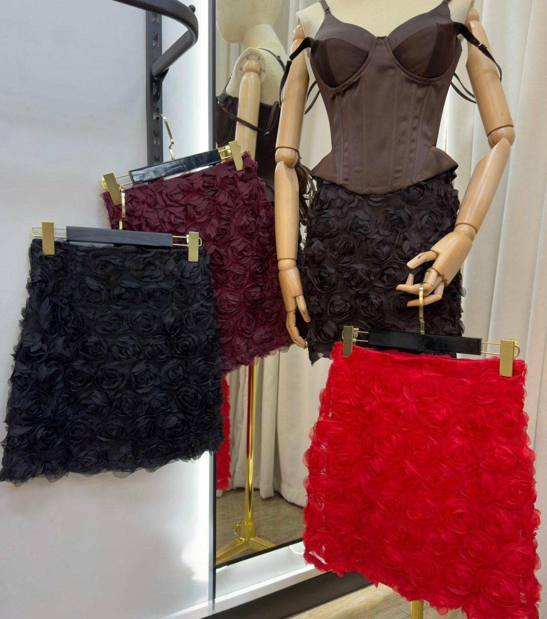 юбки женские,блузка с оборками,пиджак с юбкой,шикарная одежда