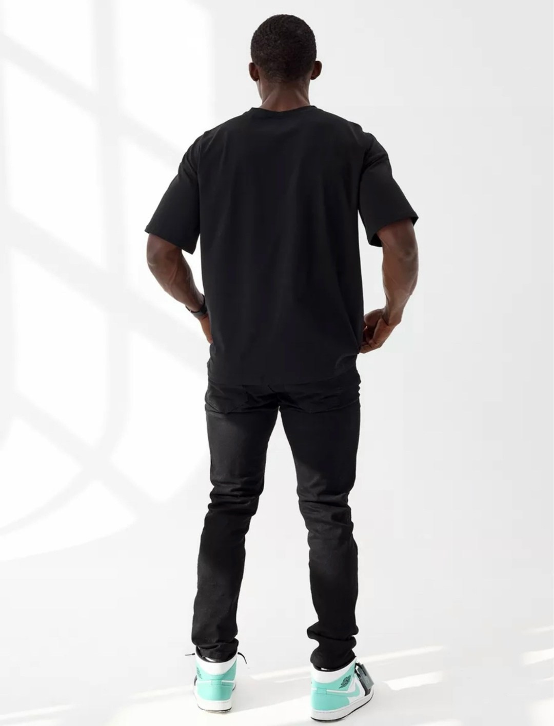 черная мужская футболка,мужская футболка,черная базовая футболка,футболки для мужчин,оверсайз футболка