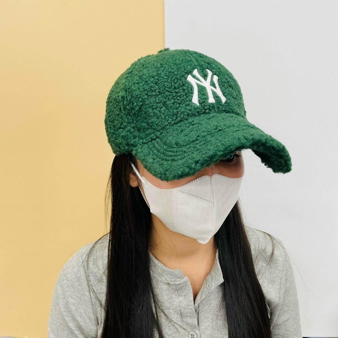 женская бейсболка,бейсболка для женщин,стильная бейсболка,теплая бейсболка,кепка