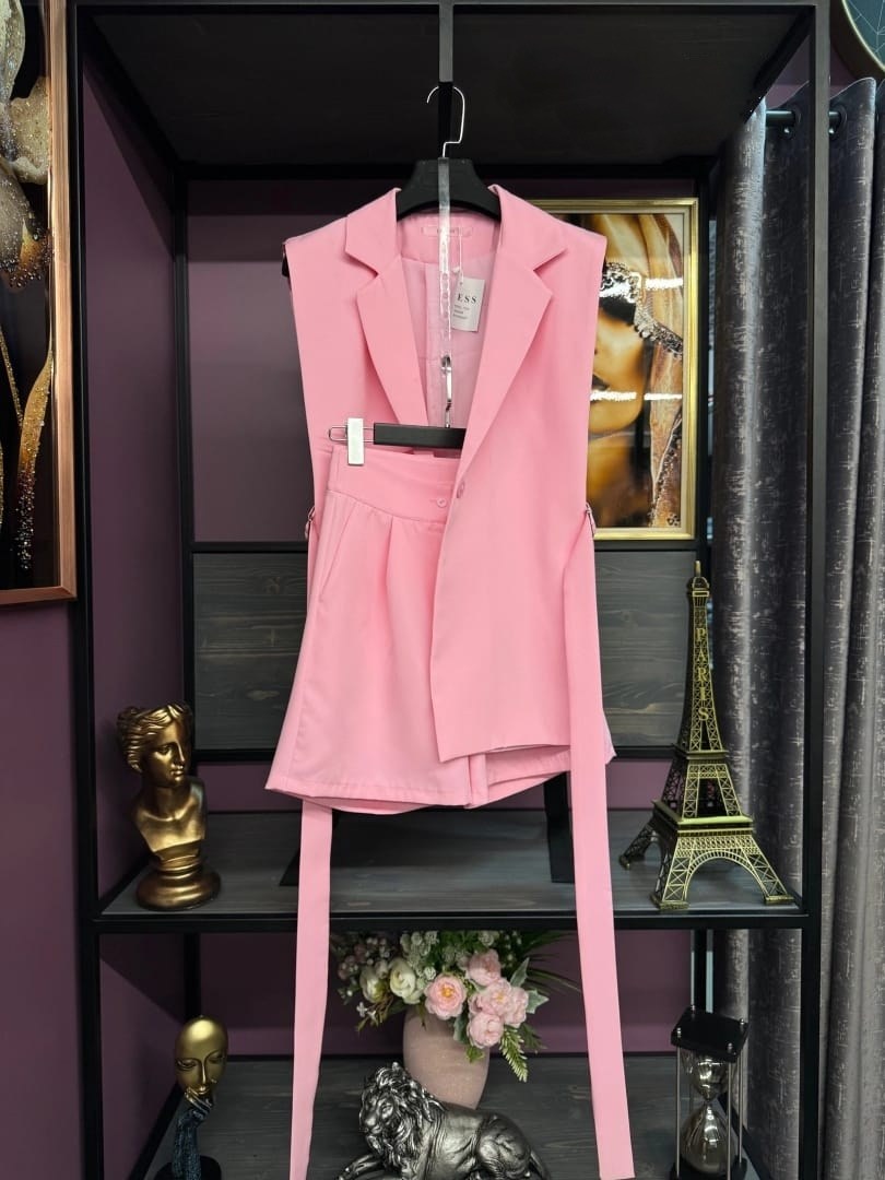 костюм двойка женская,модные костюмы,летние костюмы женские,женский костюм с шортами,женские костюмы