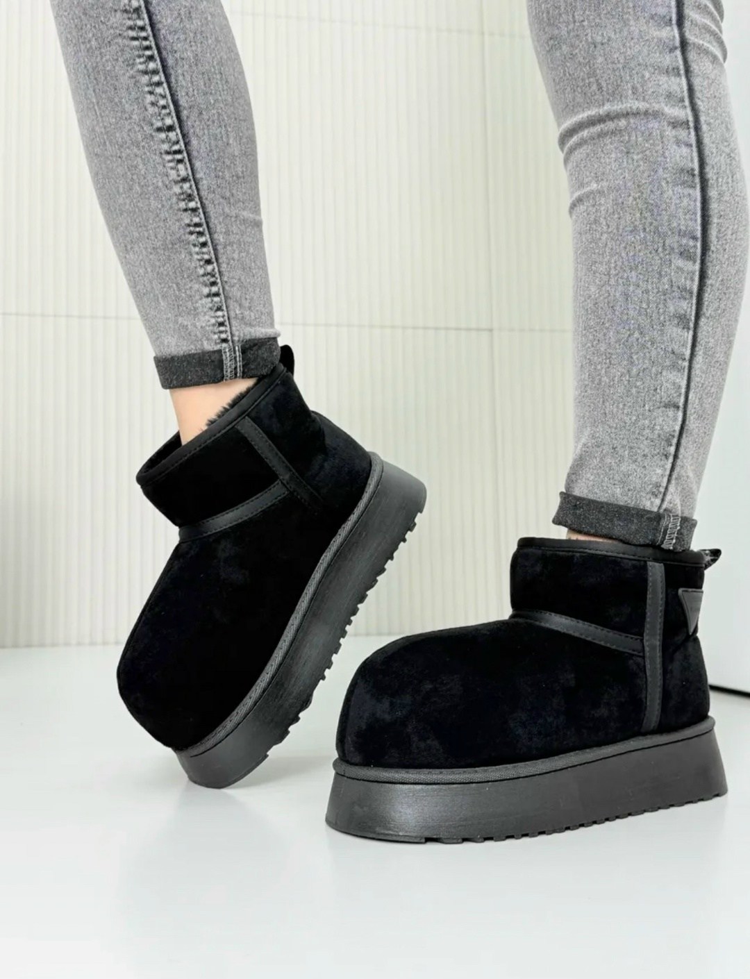 угги женские,,женская  зимняя,ботинка женские зимние, зимняя